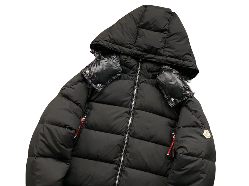 Moncler Poirier Down Jacket in Black